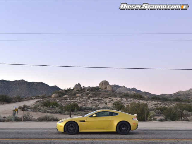 Aston Martin V12 Vantage S 2014 Picture #24 Aston Martin V12 Vantage S 2014 Picture #24